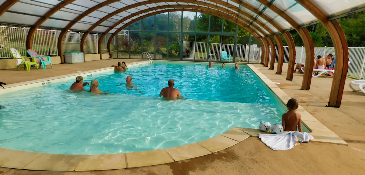 Piscine naturiste Lac de Lislebonne familial convivial